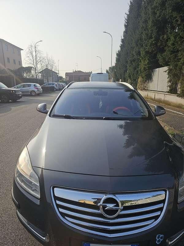Usata Opel Insignia Sport 160 CV (117 kW) 2012 Berlina