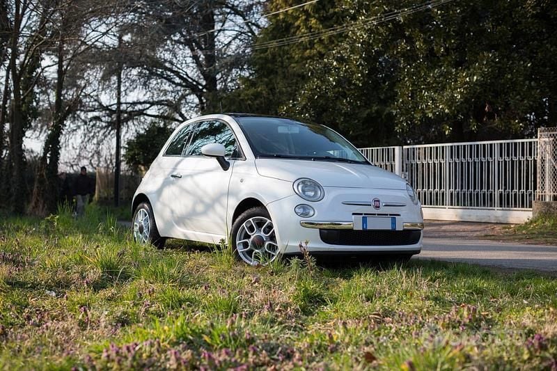 Usata Fiat 500 69 CV (50 kW) 2010 Bianco Utilitaria