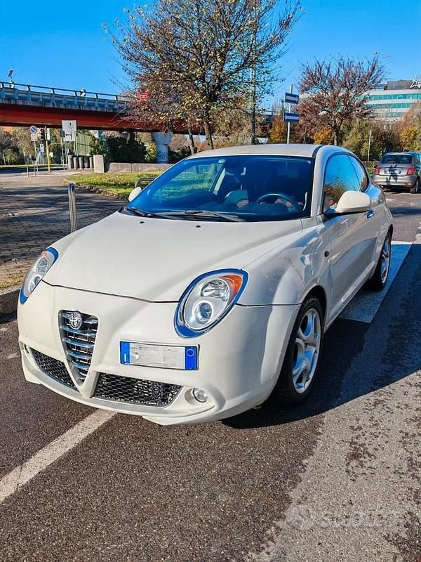 Usata 2010 Alfa Romeo MiTo Due volumi | 3700 € (Molto cara) - Immagine 1/4