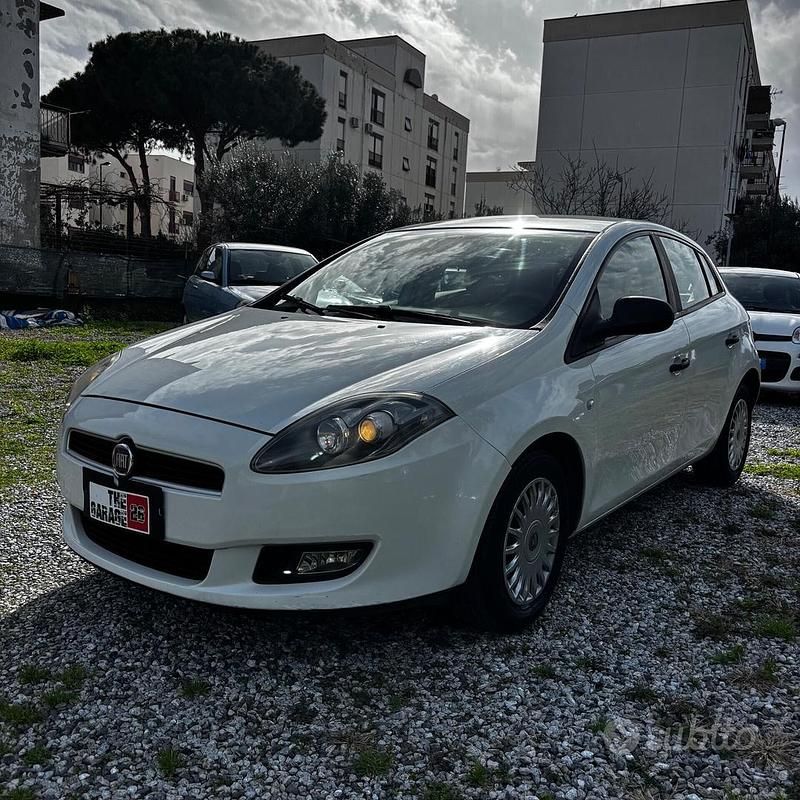 Usata Fiat Bravo Active 105 CV (77 kW) 2012 Bianco Utilitaria