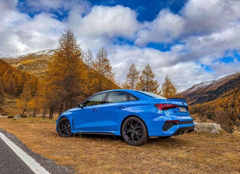 Usata Audi RS3 400 CV (294 kW) 2023 Blu/azzurro Berlina