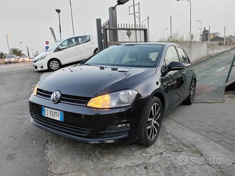 Usata VW Golf VII Trendline 90 CV (66 kW) 2015 Nero Berlina