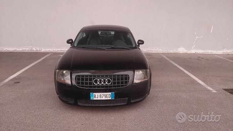 Usata Audi TT 180 CV (132 kW) 2002 Nero Coupé