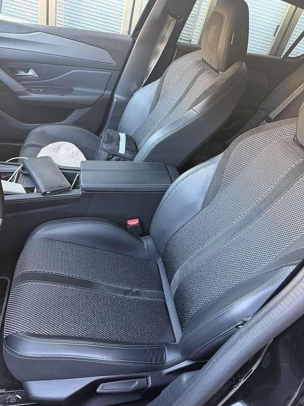 Usata Peugeot 308 GT 131 CV (96 kW) 2024 Berlina