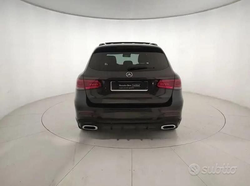 Usata Mercedes GLC300 Premium Plus 245 CV (180 kW) 2020 Grigio SUV
