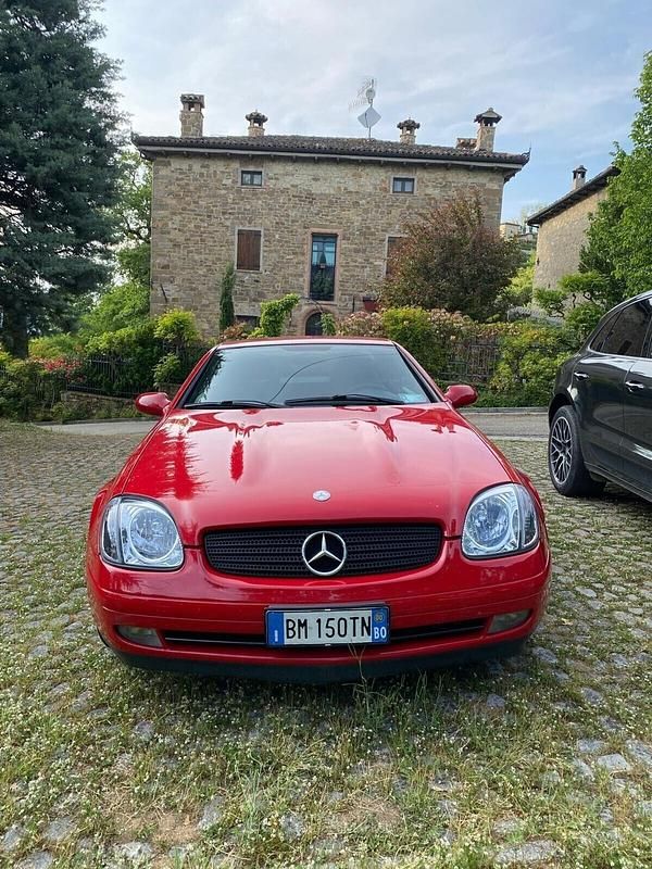 Rosso Usata 2000 Mercedes SLK200 Cabrio | 7000 € (Cara) - Immagine 1/4