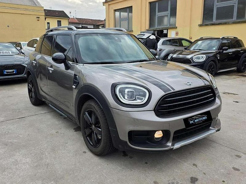 Usata Mini One D Countryman Hype 116 CV (85 kW) 2019 Grigio SUV