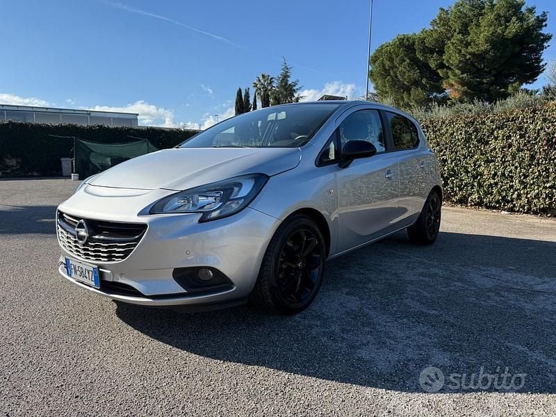 Usata Opel Corsa 75 CV (55 kW) 2018 Grigio Berlina