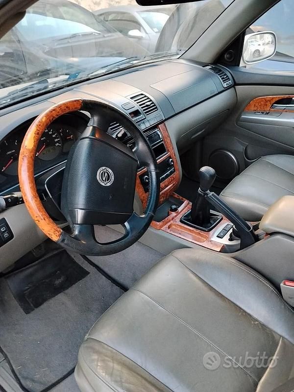Usata SsangYong Rexton 120 CV (88 kW) 2002 Grigio SUV