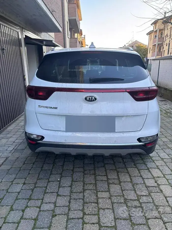 Usata Kia Sportage 115 CV (84 kW) 2019 Bianco SUV