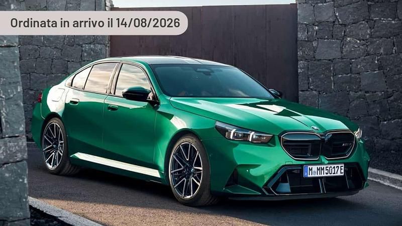 Nuova BMW M5 727 CV (534 kW) 2026 Argento Berlina