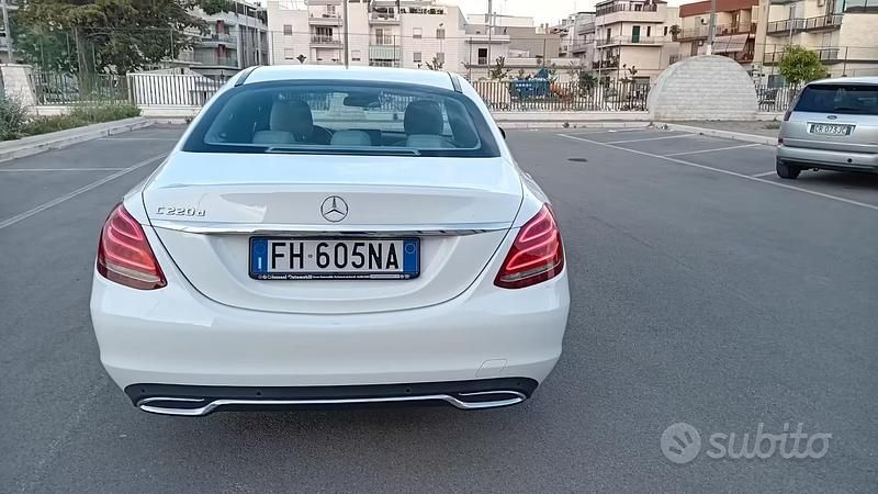 Usata Mercedes C220 170 CV (125 kW) 2017 Bianco Berlina