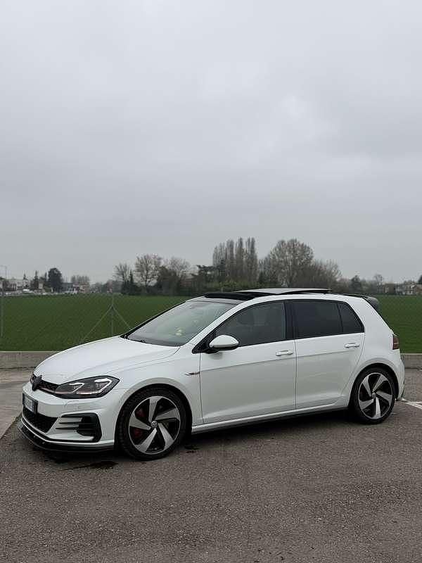 Usata VW Golf VII GTI 245 CV (180 kW) 2019 Berlina