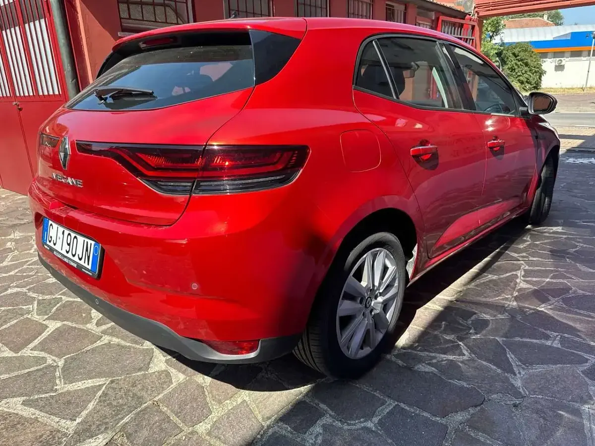 Usata Renault Mégane II Business 116 CV (85 kW) 2022 Arancione Berlina