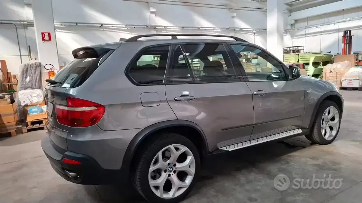 Usata BMW X5 Sport Line 235 CV (172 kW) 2008 Grigio SUV