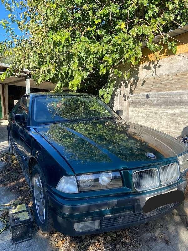 Usata BMW 318 140 CV (102 kW) 1994 Verde Coupé
