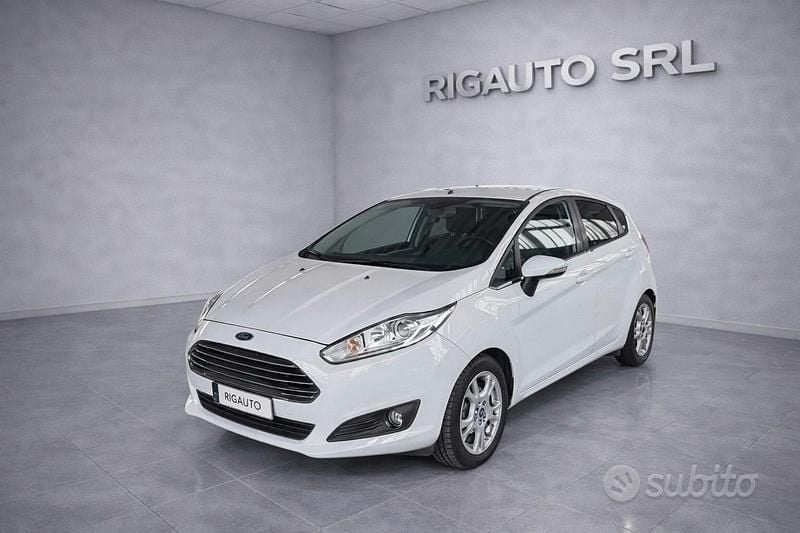 Usata Ford Fiesta Titanium 82 CV (60 kW) 2017 Bianco Berlina