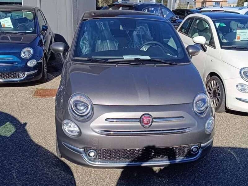 Grigio Usata 2022 Fiat 500 Dolcevita Tre volumi | 11.250 € (Ottimo prezzo) - Immagine 1/4