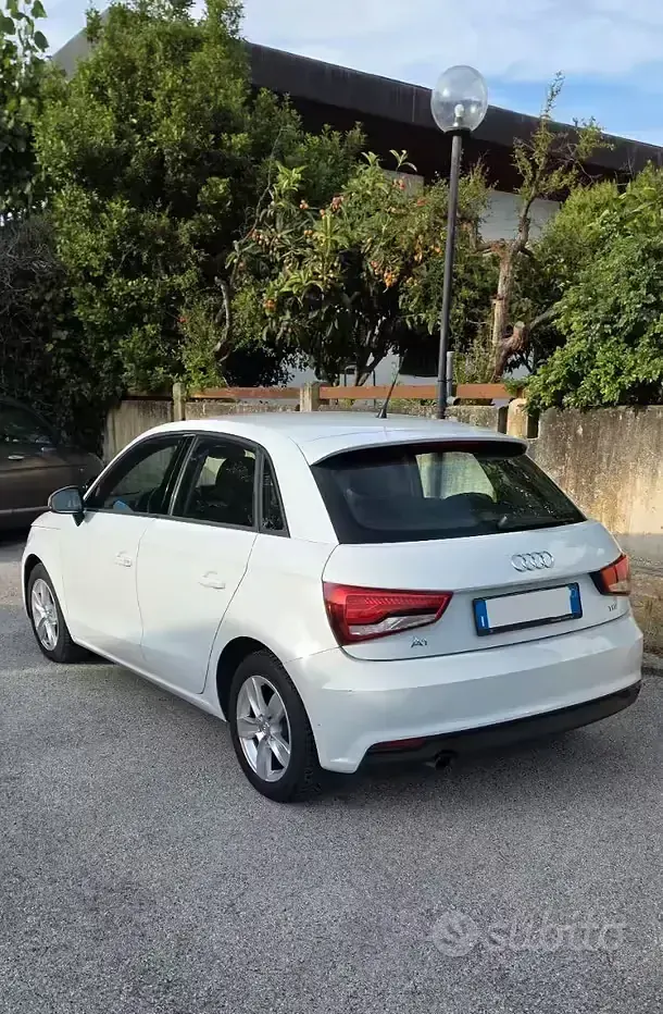 Usata Audi A1 116 CV (85 kW) 2015 Bianco Utilitaria