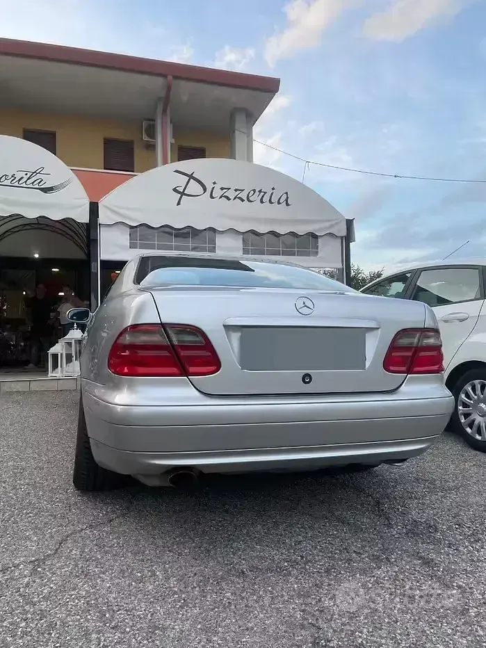 Usata Mercedes CLK200 192 CV (141 kW) 1999 Grigio Coupé