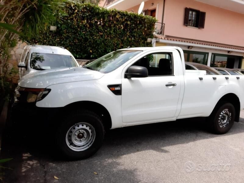 Usata Ford Ranger 143 CV (105 kW) 2014 Bianco Pick-up
