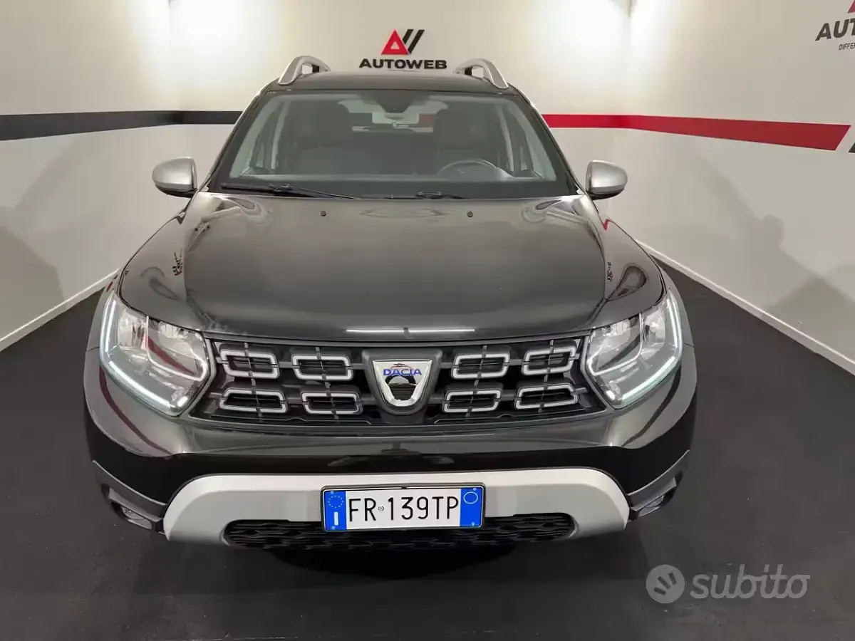 Usata Dacia Duster Prestige 114 CV (83 kW) 2018 Grigio SUV