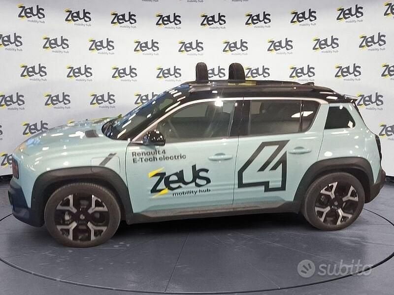 Nuova Renault 4 E-Tech Techno 110 kW (150 CV) 2025 Blu SUV
