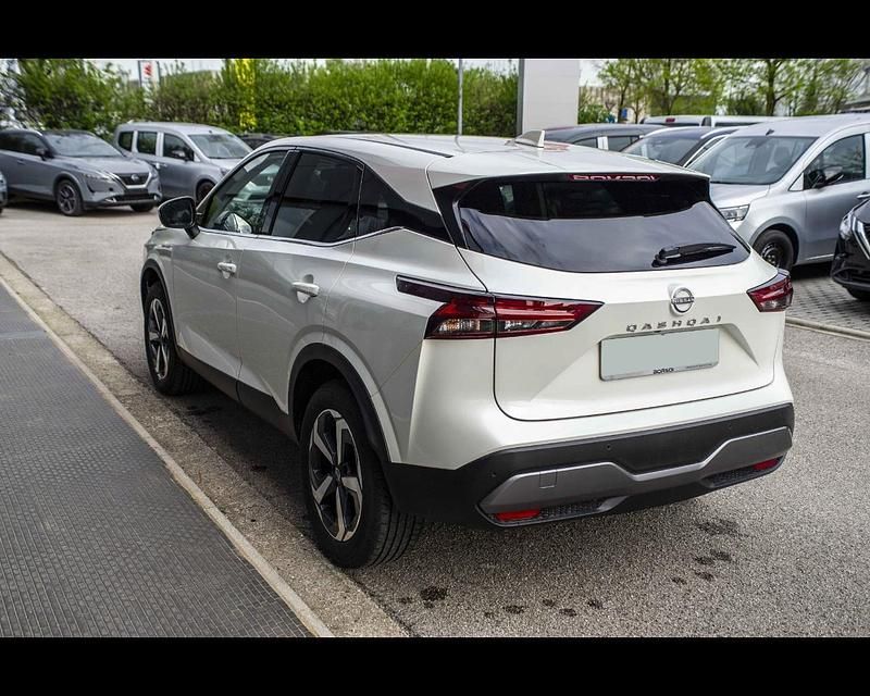 Nuova Nissan Qashqai 15 CV (11 kW) 2026 Pearl white SUV