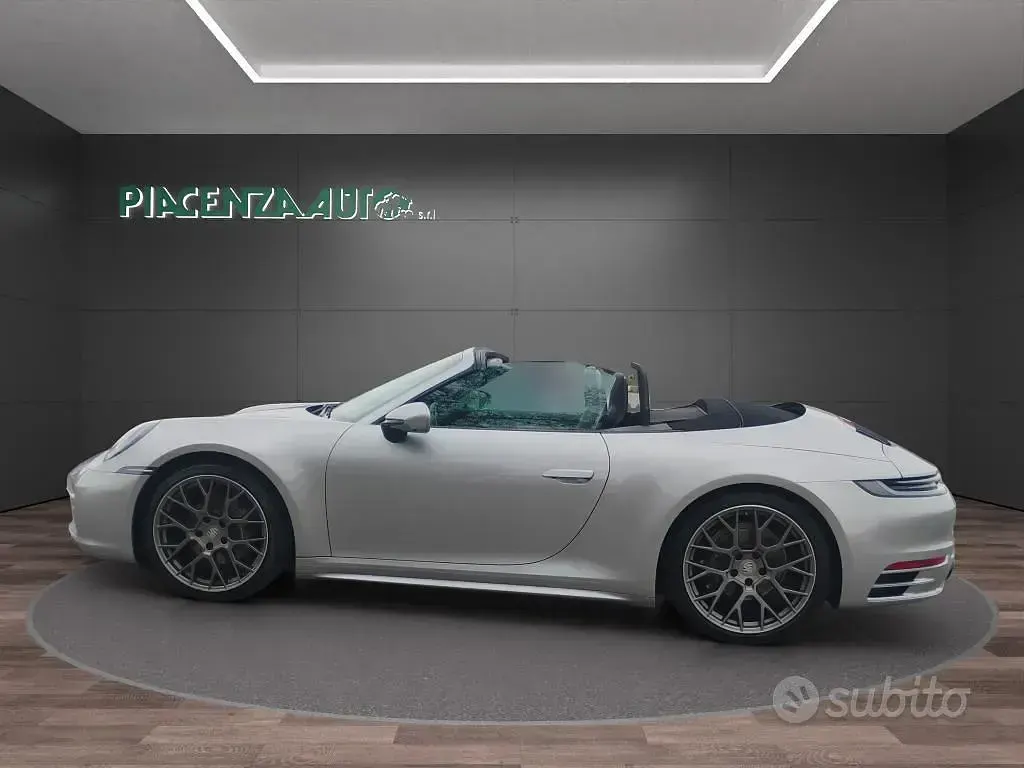 Usata Porsche 911 Carrera Cabriolet 385 CV (283 kW) 2023 Blu Cabrio