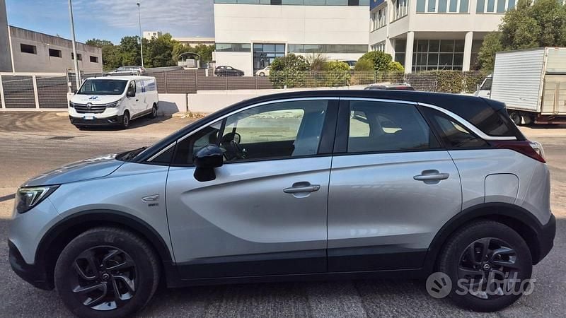 Usata Opel Crossland X 102 CV (75 kW) 2019 Grigio SUV