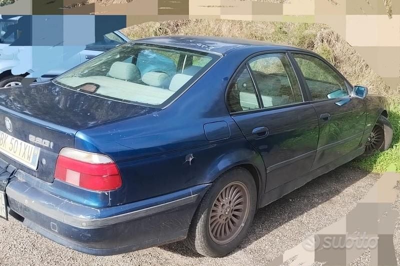 Usata BMW 520 150 CV (110 kW) 2000 Blu Berlina