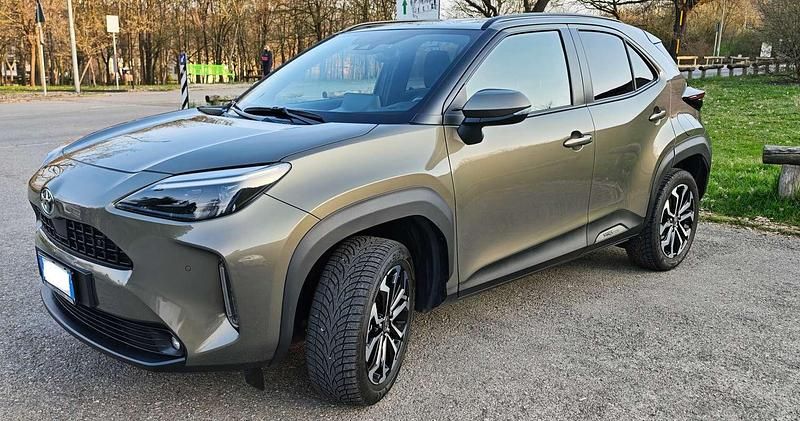 Usata Toyota Yaris Cross Trend 116 CV (85 kW) 2023 Bronzo SUV