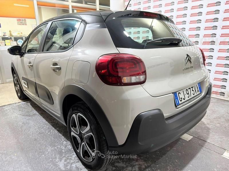 Usata Citroën C3 Shine 102 CV (75 kW) 2022 Beige Utilitaria