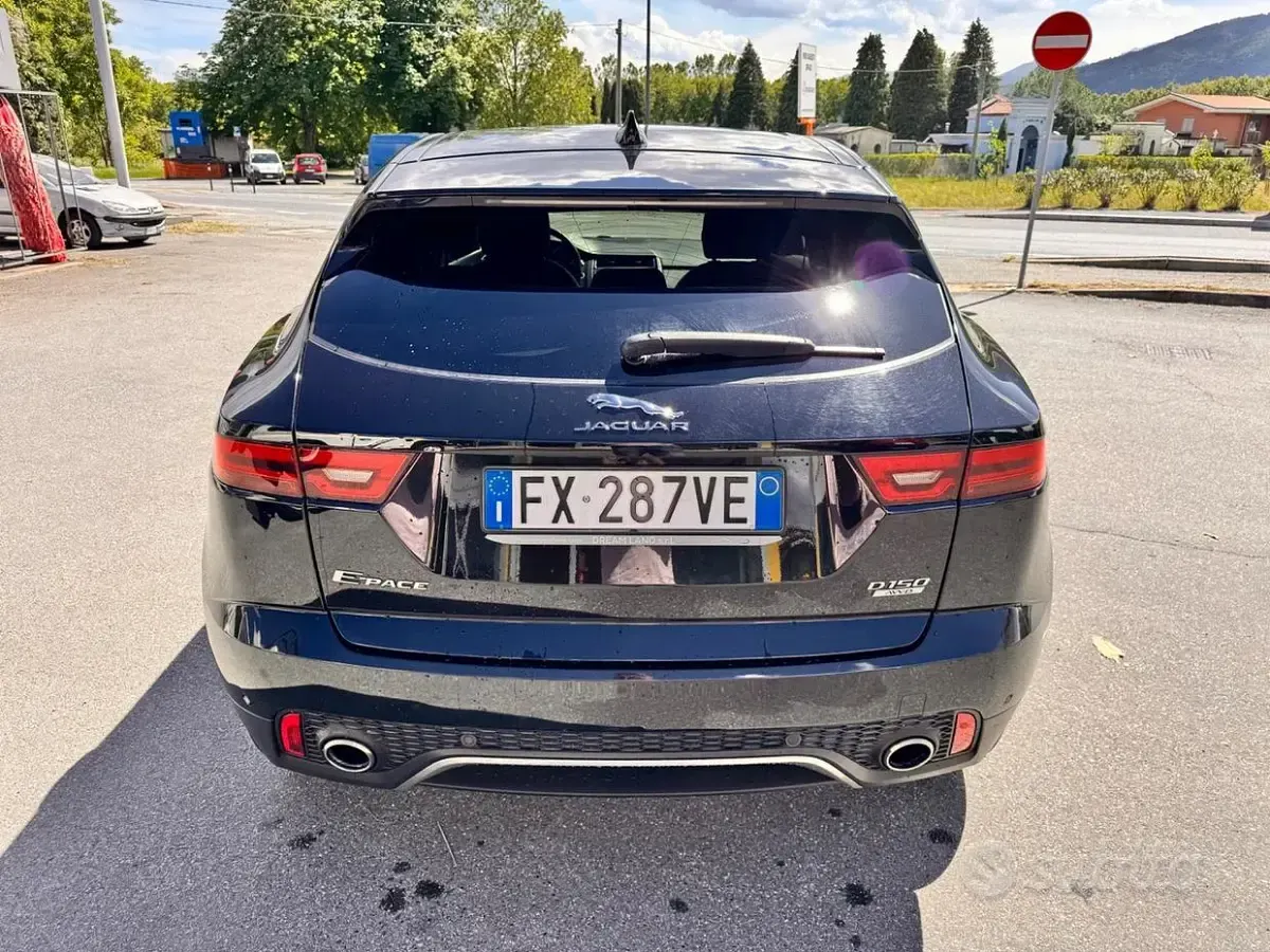 Usata Jaguar E-Pace R-Dynamic 150 CV (110 kW) 2019 Nero SUV
