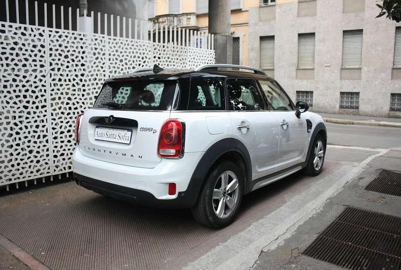 Usata Mini Cooper D Countryman Hype 150 CV (110 kW) 2017 Light white SUV