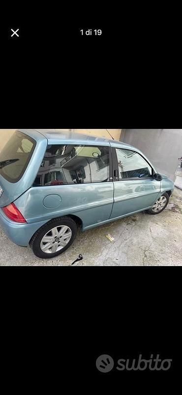 Usata Lancia Ypsilon 2002 Utilitaria