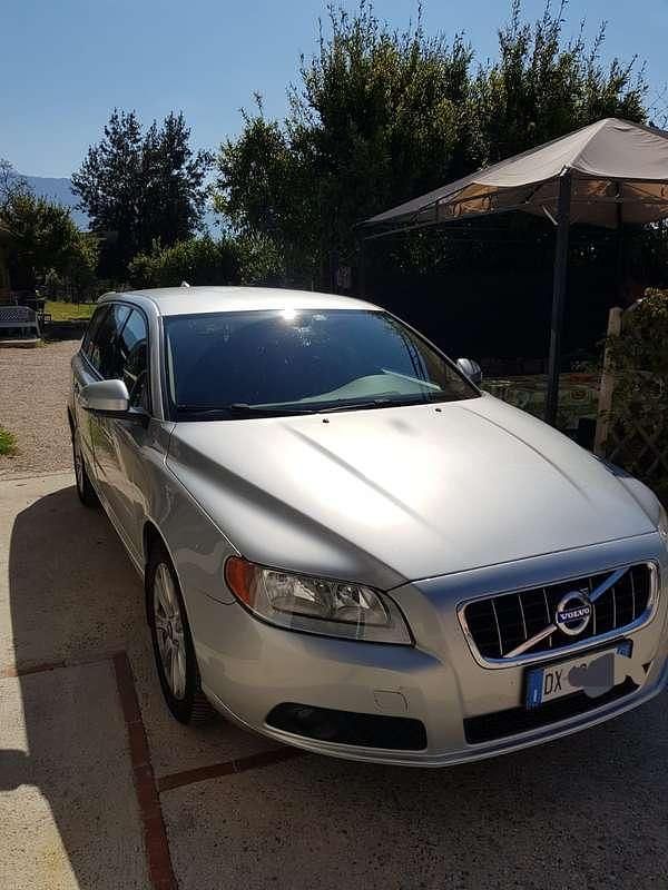 Usata Volvo V70 185 CV (136 kW) 2009 Station wagon
