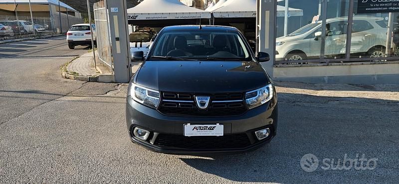Usata Dacia Sandero Stepway 75 CV (55 kW) 2020 Grigio Berlina