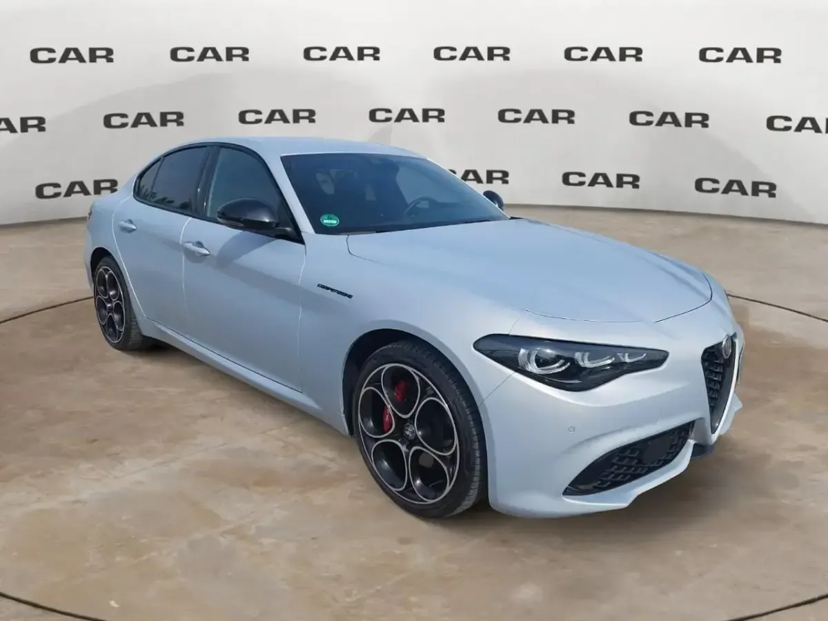 Usata Alfa Romeo Giulia Competizione 280 CV (205 kW) 2023 Berlina