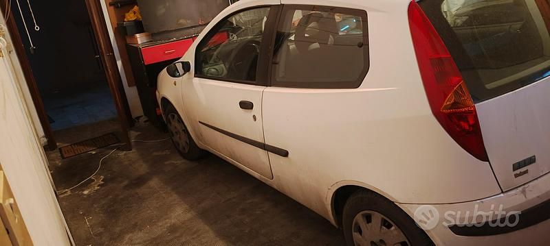 Usata Fiat Punto 2000 Utilitaria