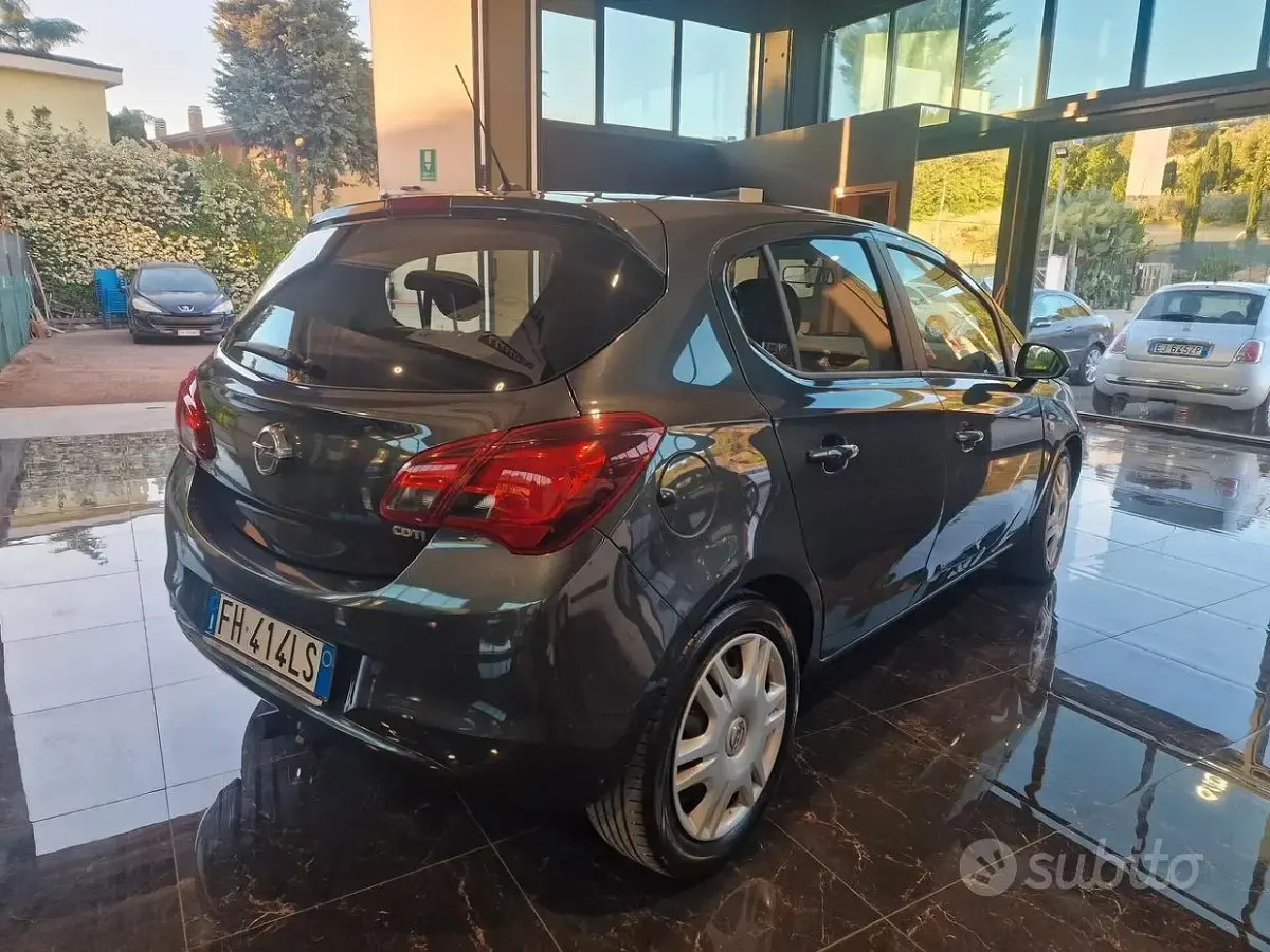 Usata Opel Corsa 75 CV (55 kW) 2017 Grigio Utilitaria