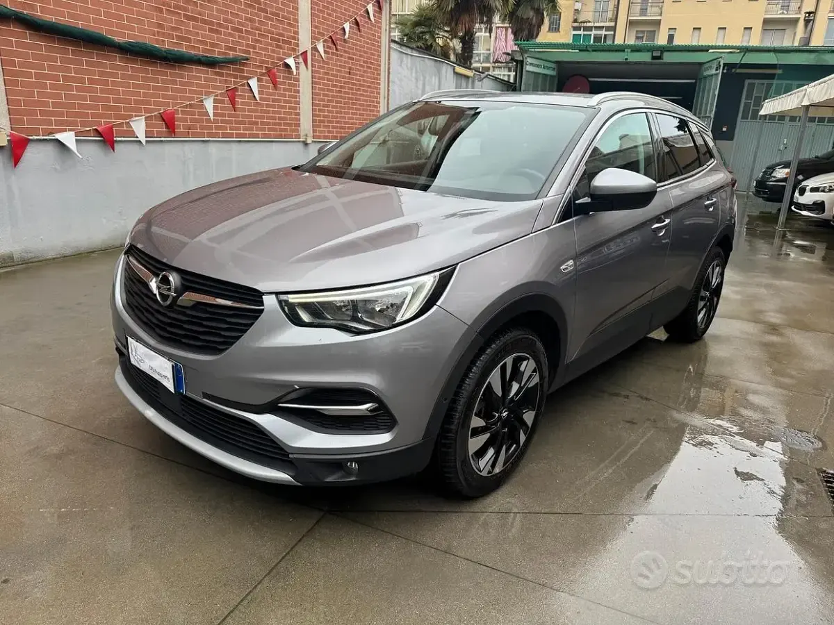 Usata Opel Grandland X Innovation 131 CV (96 kW) 2019 Grigio SUV