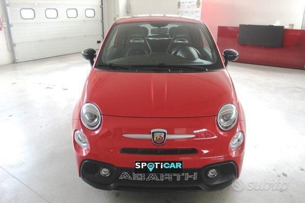 Usata Abarth 595 Pista 160 CV (117 kW) 2018 Rosso Utilitaria