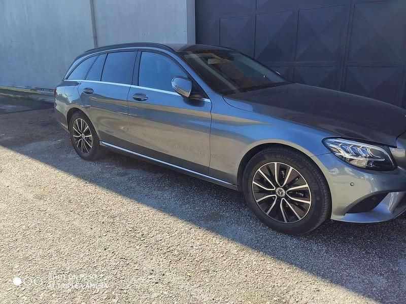 Usata Mercedes C180 Business 122 CV (89 kW) 2019 Grigio Station wagon