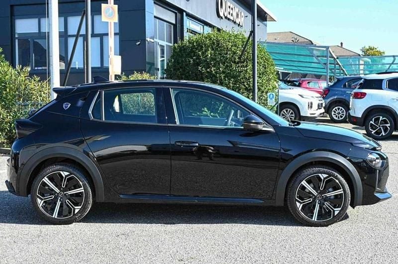 Nuova Lancia Ypsilon 101 CV (74 kW) 2026 Nero Utilitaria