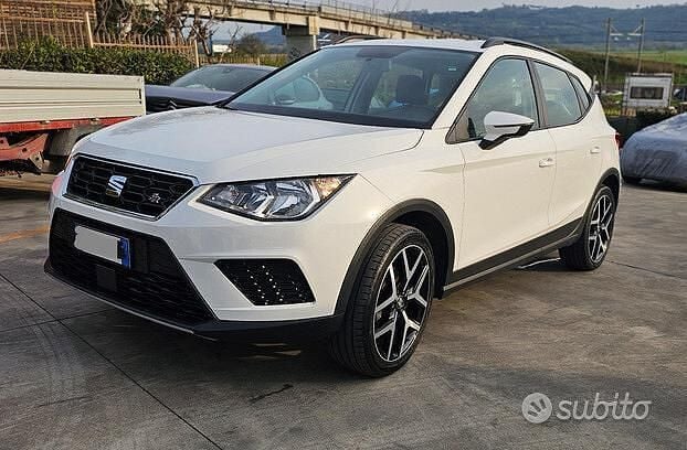Begagnad Seat Arona Reference 110 HK (80 kW) 2021 Vit SUV