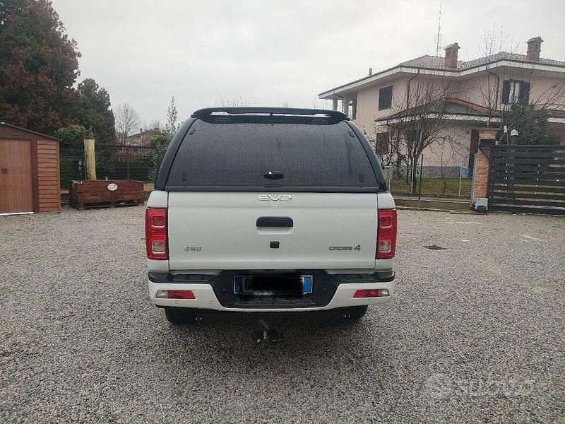 Usata EVO Cross 4 136 CV (100 kW) 2023 Bianco Pick-up