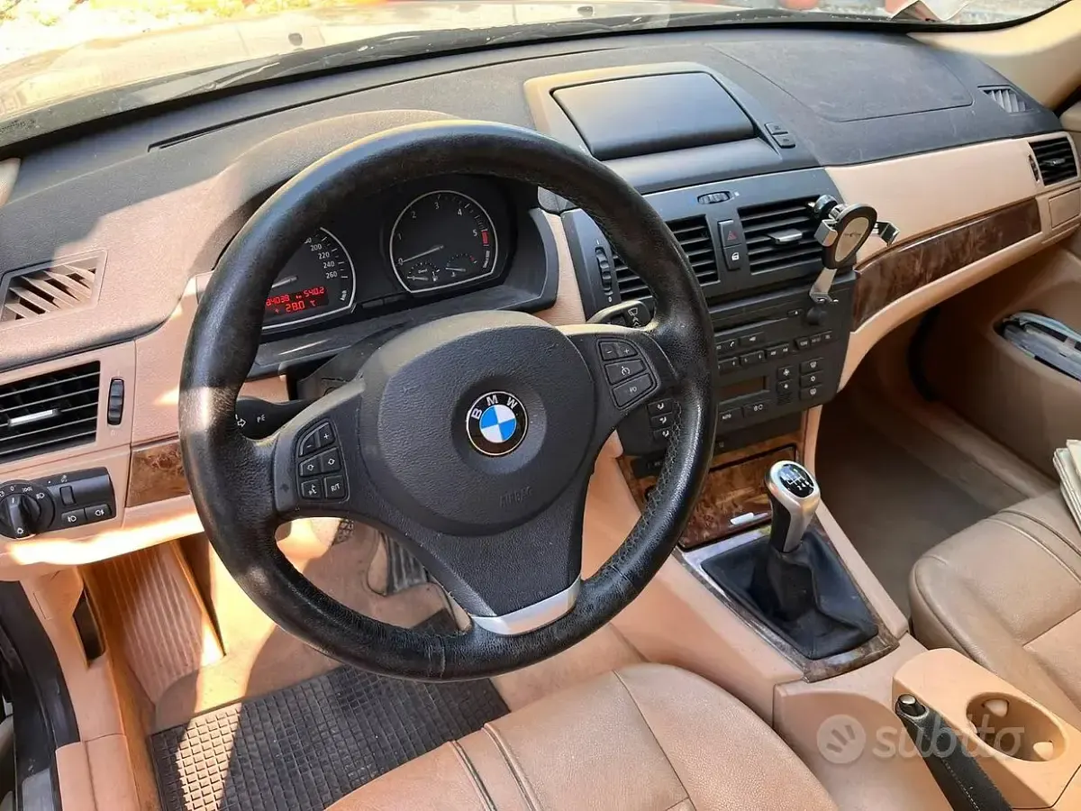 Usata BMW X3 218 CV (160 kW) 2008 Nero SUV