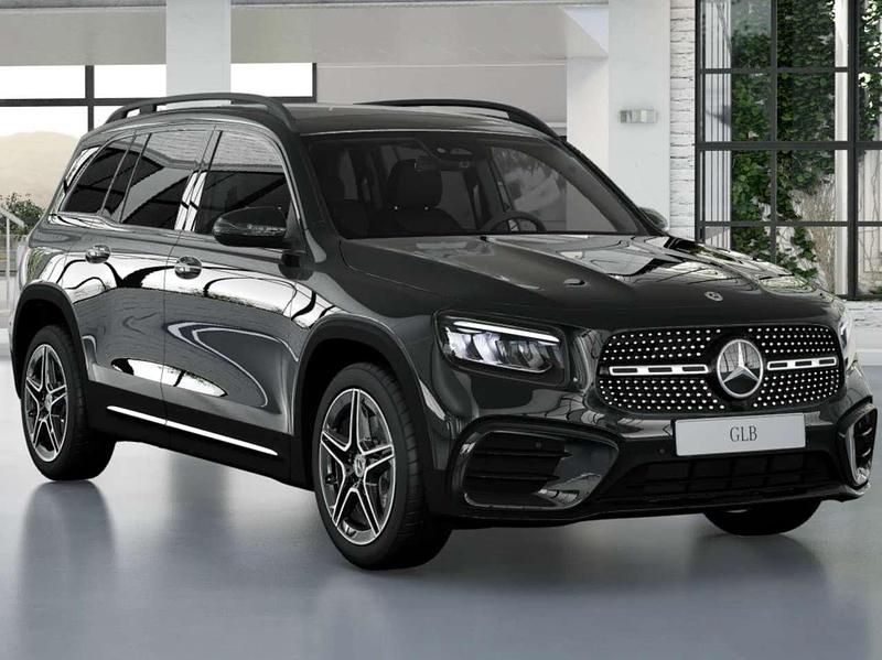 Nero notte Nuova 2025 Mercedes GLB180 Advanced Plus SUV | 45.792 € (Ottimo prezzo) - Immagine 1/4