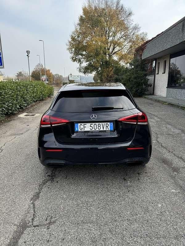 Usata Mercedes A180 Premium 116 CV (85 kW) 2021 Nero Berlina